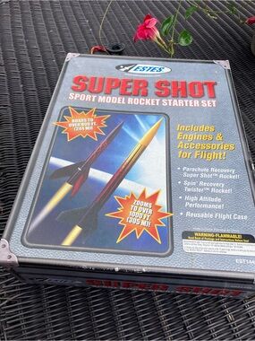 Estes Super Shot sport model rocket starter kit